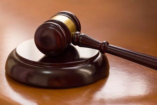 红漆涂墙标“凶宅”，八旬老母心寒，法律如何护亲情